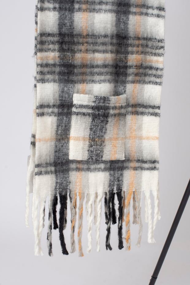 Check Pocket Scarf