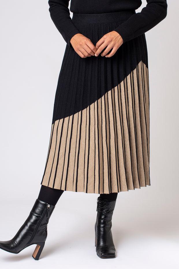 Colour Block Knitted Pleat Skirt