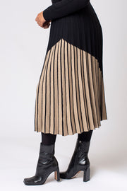 Colour Block Knitted Pleat Skirt