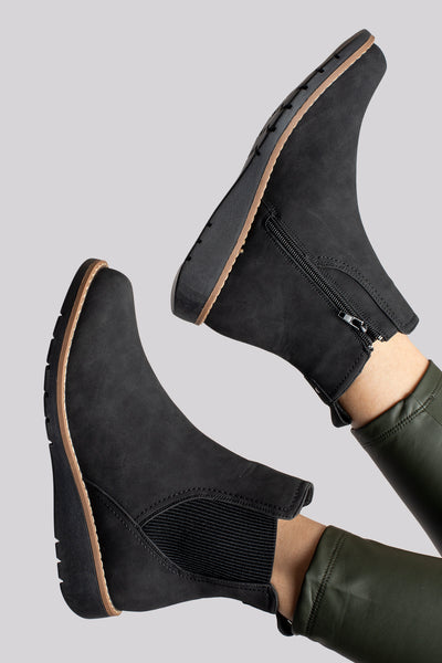 Ella Chelsea Boot