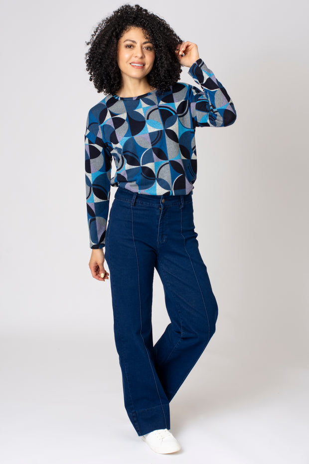 Geo Brushed Curved Hem Top