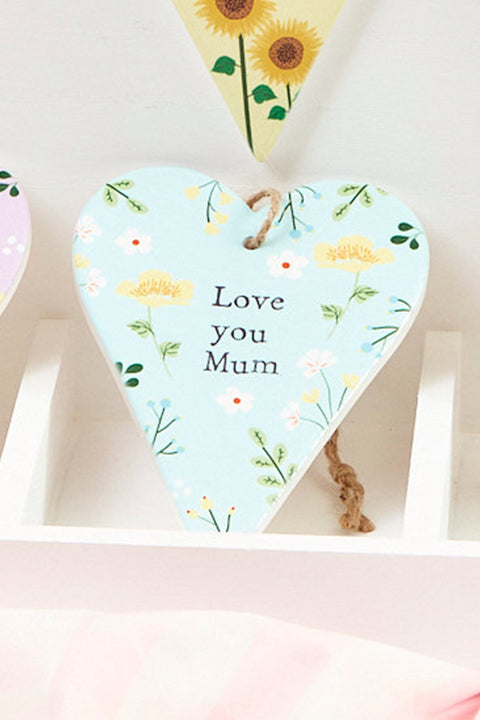 Love you mum heart hanger