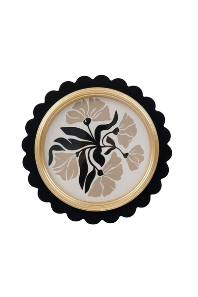 Scalloped Edge Floral Frame