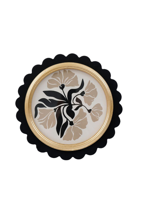 Scalloped Edge Floral Frame