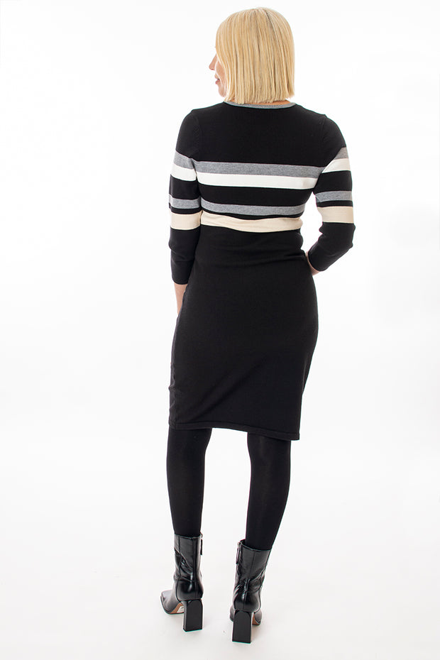 Knitted stripe pocket dress